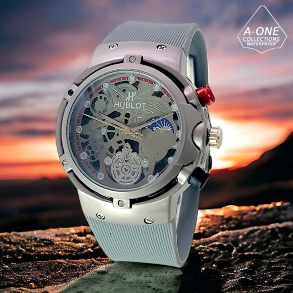 HUBLOT RUBBER STRAP WATCH